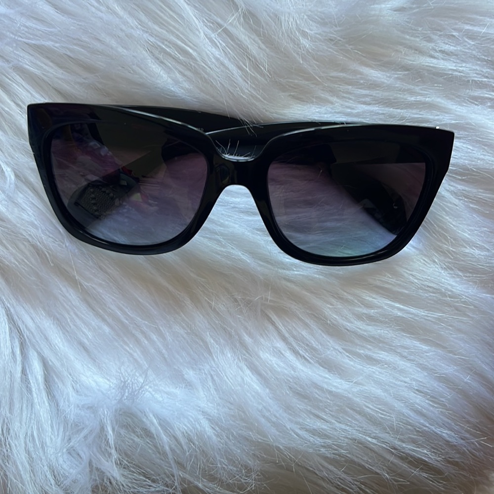 PRADA women’s sunglasses black with gold trim EUC with case sunglass hut